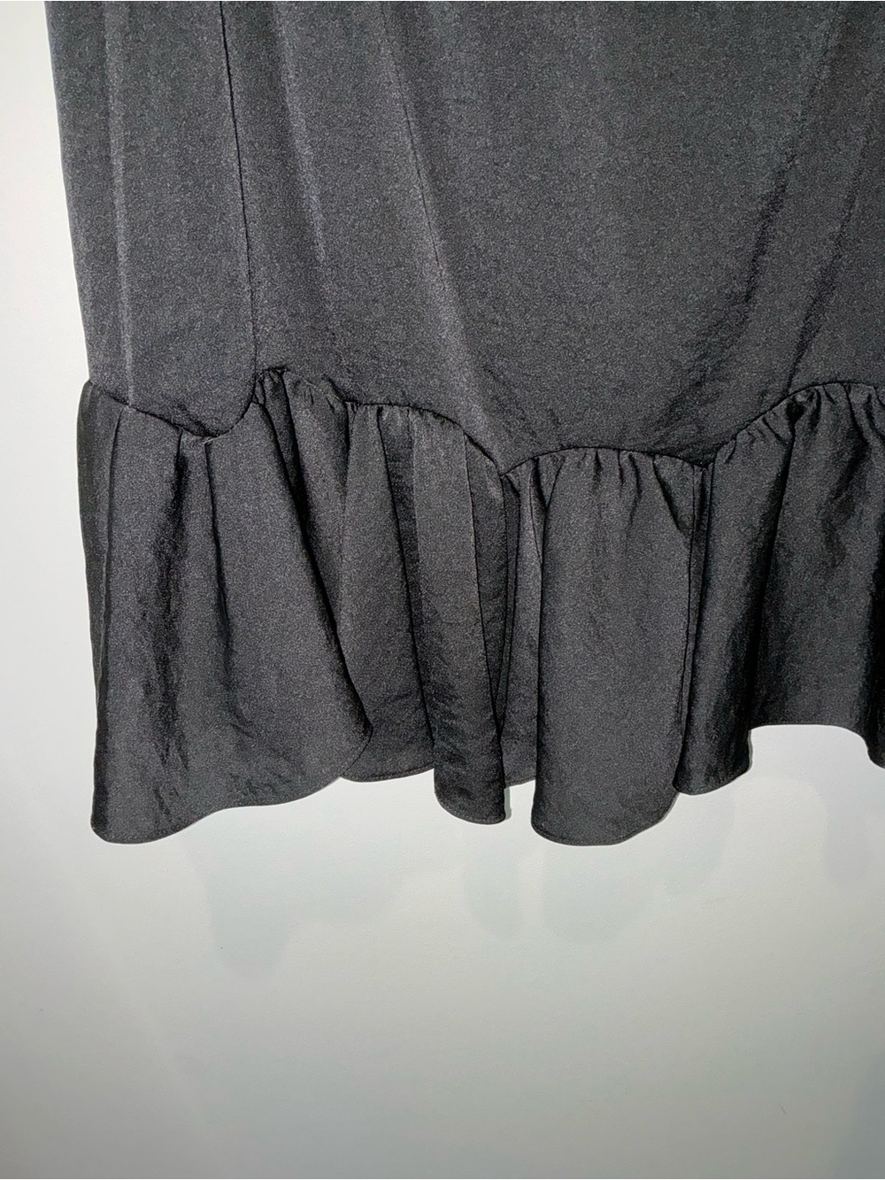 BCBGeneration Black One-Shoulder Ruffle-Hem Mini Dress - Picture 4 of 6